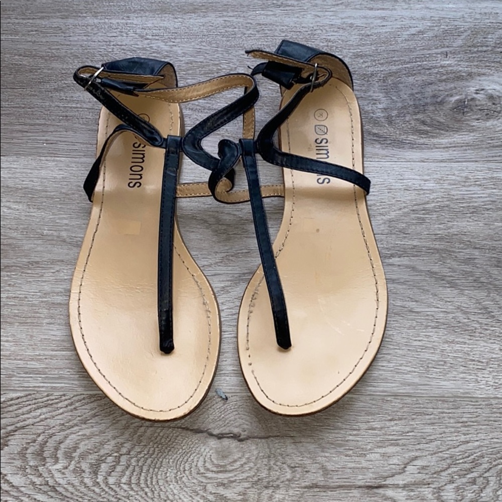Simon thong sandals